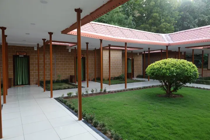 Arogyavan Wellness Center: Ayurvedic Consultation, Therapies & Guide