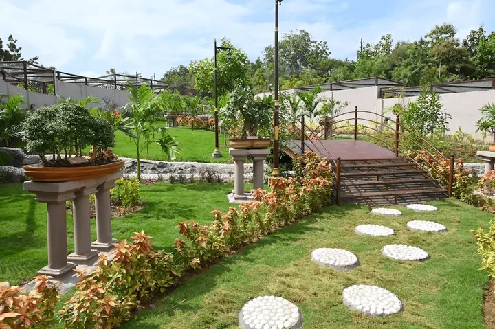 Vaman Vriksh Vatika (Bonsai Garden): Miniature Trees & Visit Guide